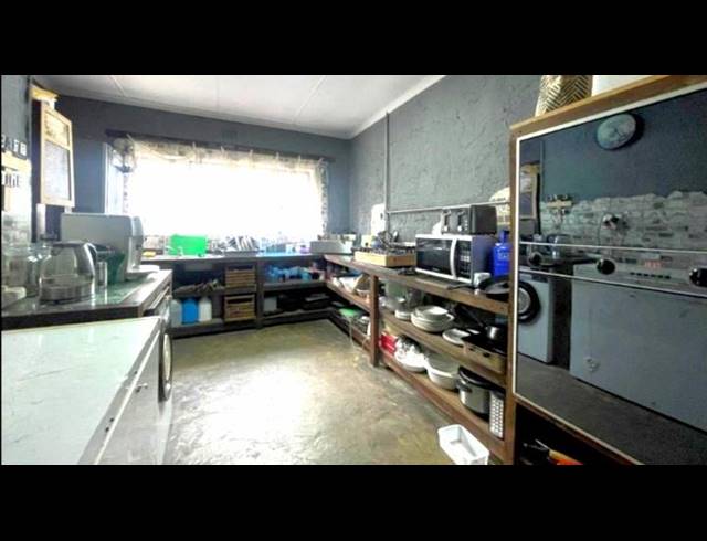 4 BEDROOM HOUSE FOR SALE IN ARBORETUM